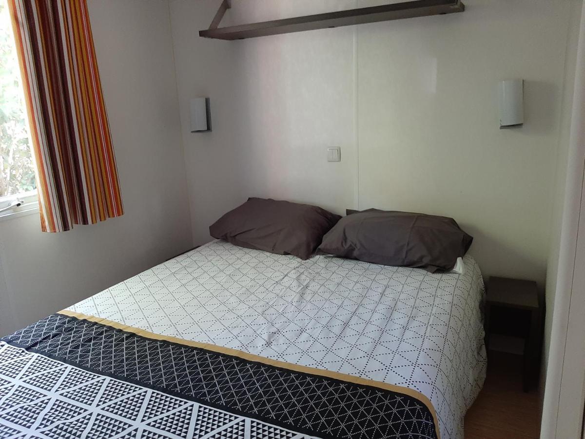 Mobile Home Entierement Equipe La Roque-d'Antheron Exterior photo